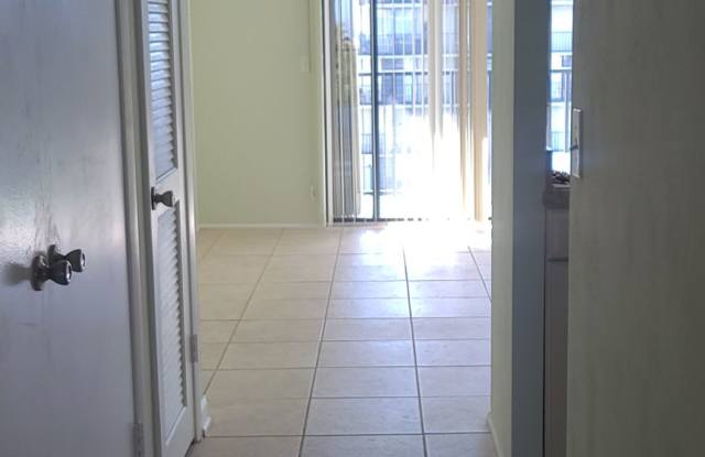 Amazing Community - Live Across Daytona Beach Inc Water, Internet  Cable (7-12 mo lease - not furnished)