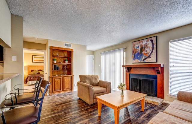 OakStone Apartment Homes