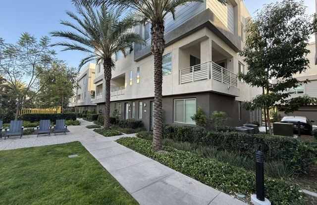 1868 S Westside Drive