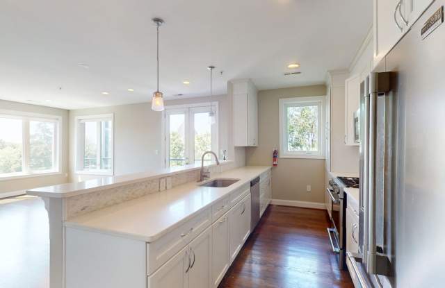 Stunning Three Bedroom Penthouse Condo W/Three Private Outdoor Spaces  Parking Included!