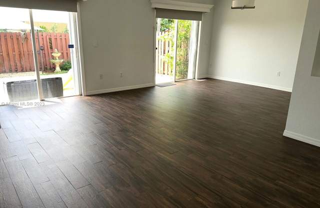 14085 Southwest 50th Lane