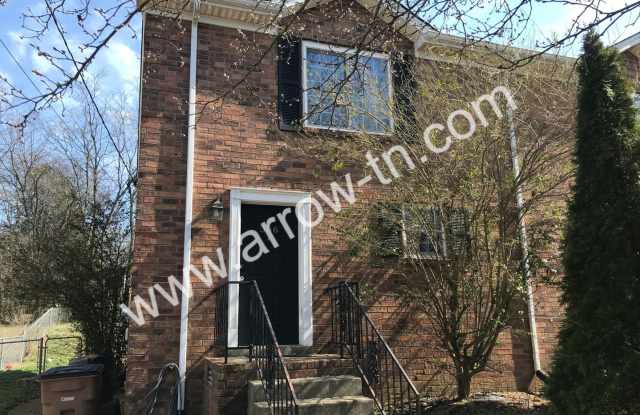 Great 2 Bed Townhome with 2.5 Baths and a Fenced Backyard!