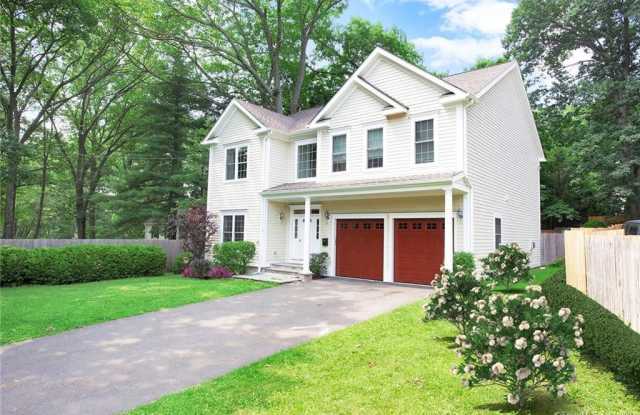 35 White Birch Lane