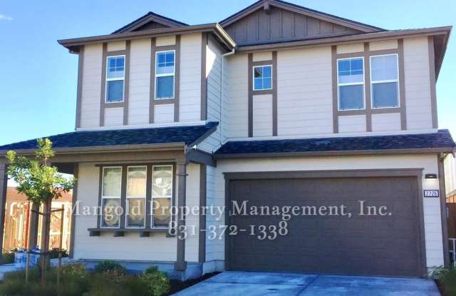 4 Bed 3 Bath Home in Incredible Coastal Location