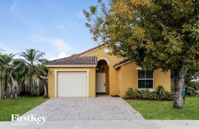 1508 Southeast 20th Place - 1508 Southeast 20th Place, Homestead, FL 33035