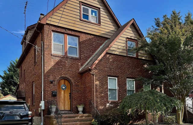 Photo of 111 Piccadilly Dwns