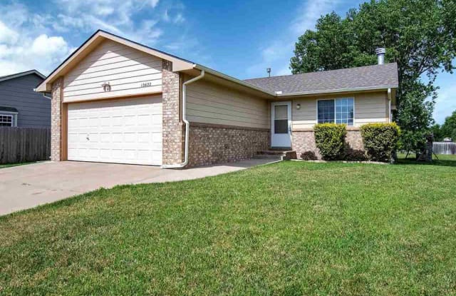 13622 W Ponderosa Ct - 13622 West Ponderosa Court, Wichita, KS 67235