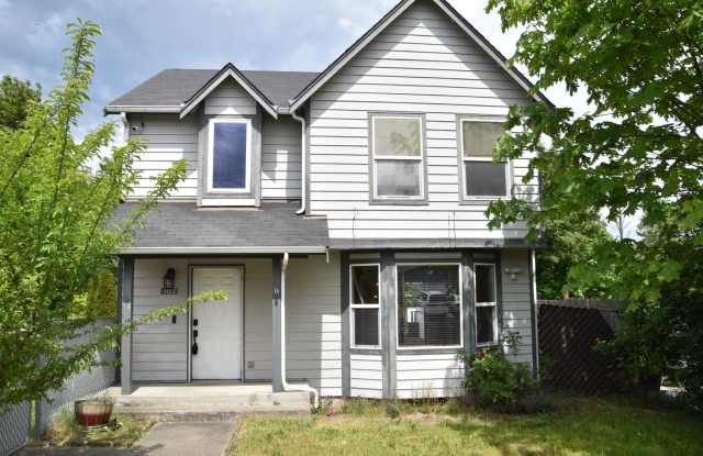 Modern Living with Private Oasis & Ample Storage