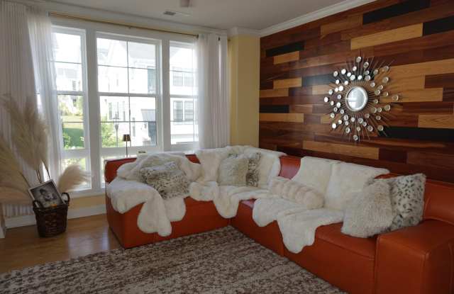 127 Brentwood Circle