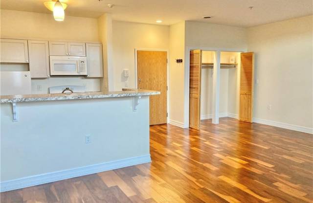 481 Franklin Street unit: 10