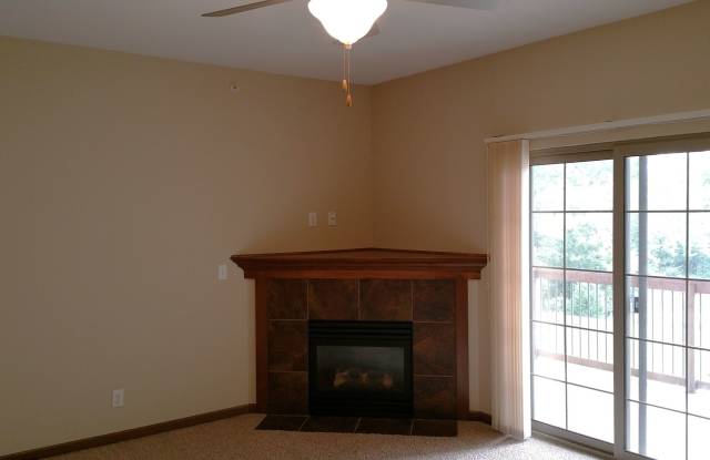 2 bedroom, 2 bath condo in North Liberty