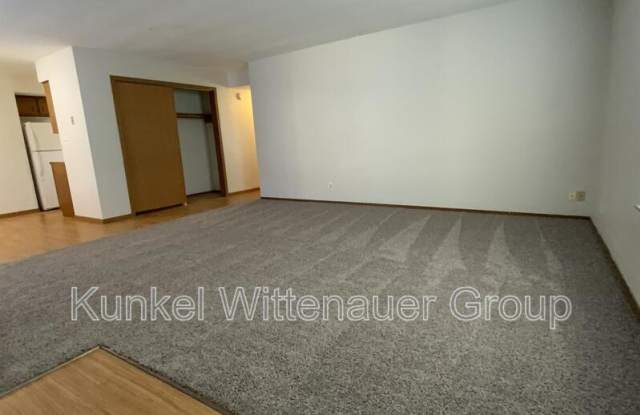 1816-2 Jamestown Road