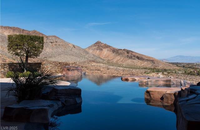 Photo of 5 Promontory Pointe Lane