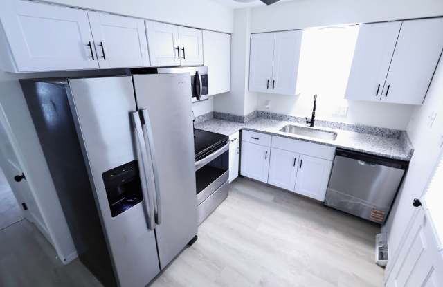 843 Davies Ave - Classy Updated Smart Home
