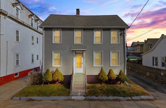 Photo of 154 Summit St