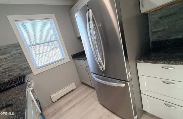 420 Cross Road unit: B16