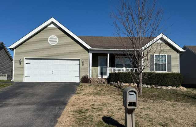 Great Family Home 3/2 Fenced Yard