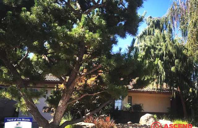 Photo of Beautiful 4 Bedroom Home Near Coffee Rd.  Hageman Rd.