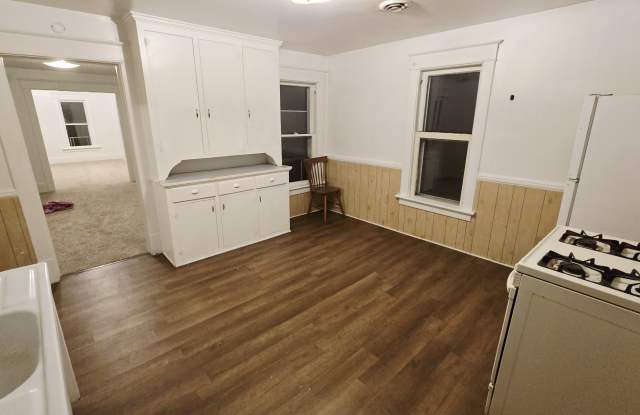 415 West 2nd Street - 2