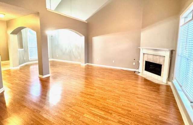 9073 Weeping Cherry Lane