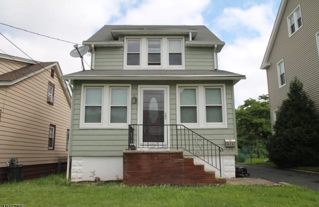 829 CLEVELAND AVE - 829 Cleveland Ave, Elizabeth, NJ 07208