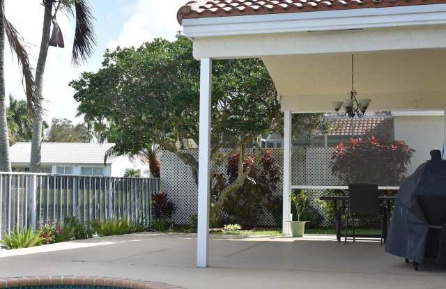 1048 Siena Oaks Circle E