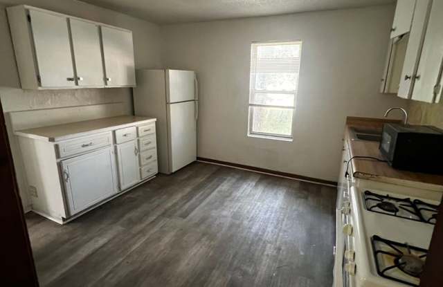 1211 Reynolds Ave KCK 66102