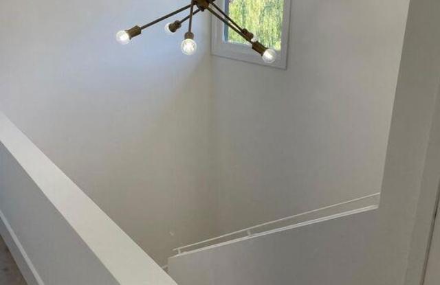 15434 Mulholland Drive