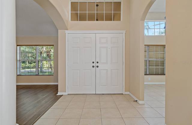 8211 CANYON CREEK WAY