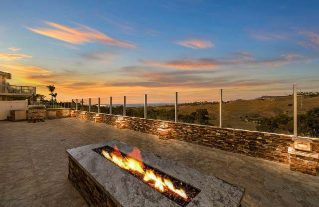 Stunning 4-Bedroom Home with Ocean and Catalina Island Views