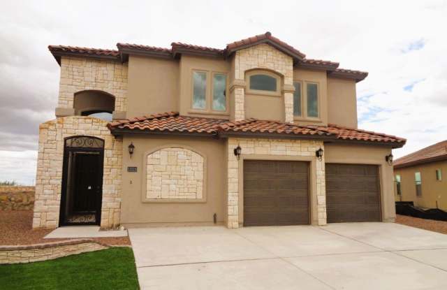 Exquisite Two Story Horizon Home With Refrigerated Air Situated On Cul De Sac Lot In Quiet Neighborhood