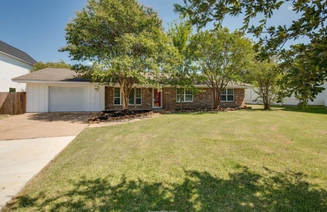 702 Park Place - 702 Park Place, College Station, TX 77840