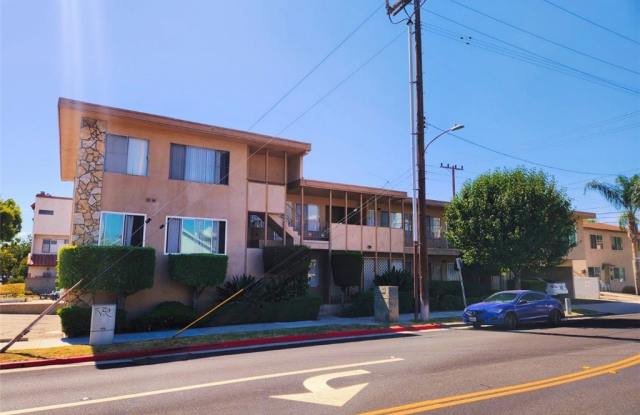 Photo of 401 W Wilson Avenue