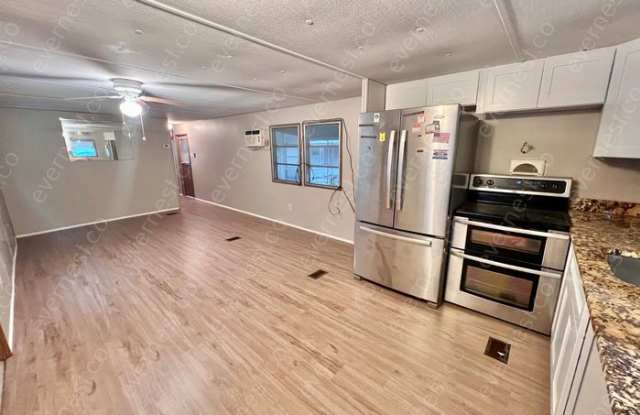 820 Paradise Boulevard