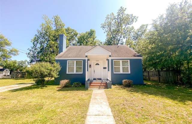 302 E 13th Street