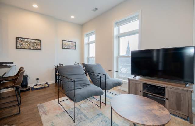 1741 N Orleans Street