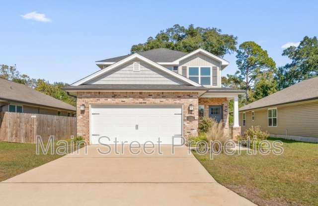 136 Polo Terrace