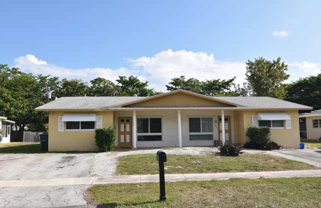 Photo of 2260 NE 5th Avenue NE