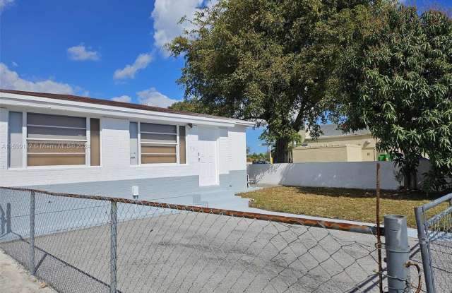 351 E 43rd St - 351 East 43rd Street, Hialeah, FL 33013