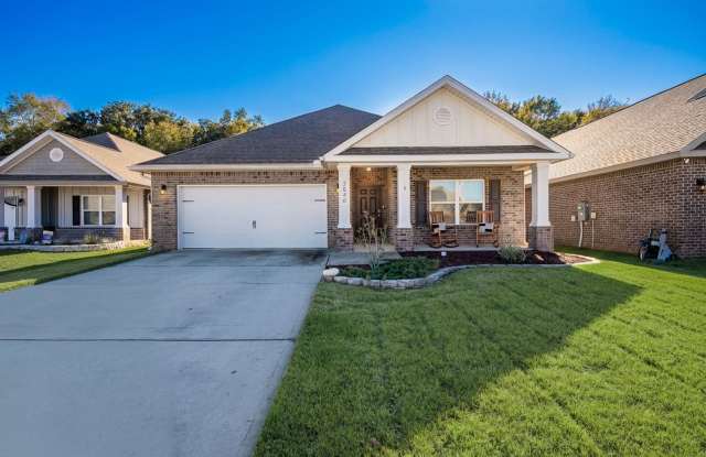 Spacious 4BR Beauty in Hawks Landing!