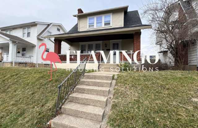 Charming Home in Dayton’s Gem City – Convenient Wayne Ave Location