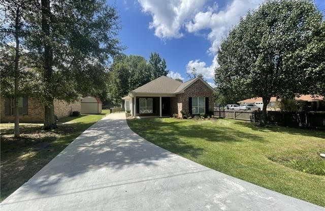 1220 MARIGNY Avenue - 1220 Marigny Avenue, St. Tammany County, LA 70448