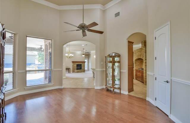 4900 Rio Vista Drive