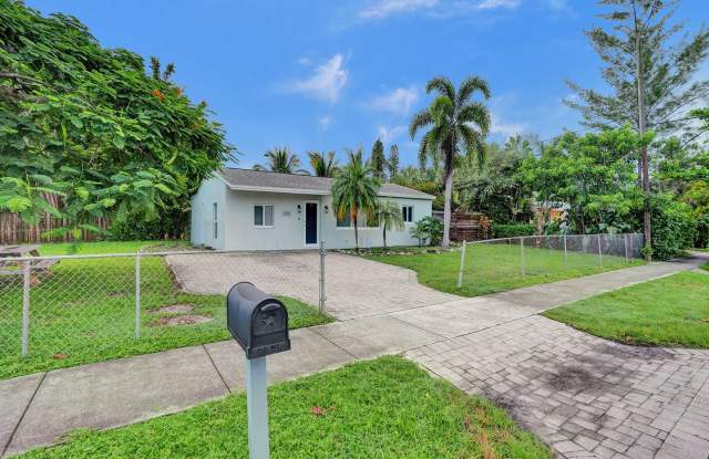 Photo of Gorgeous New 3 bedroom 2 bath - one Story home in Oakland Park