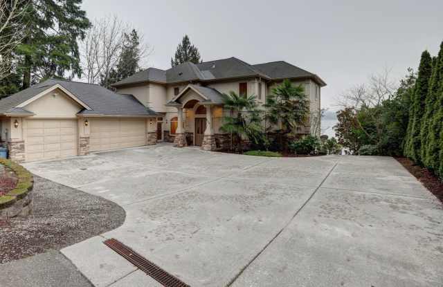 Rare Opportunity to Lease this Beautiful Home on Lake Sammamish!