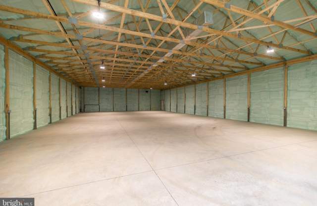 904 RIDGE Road unit: B