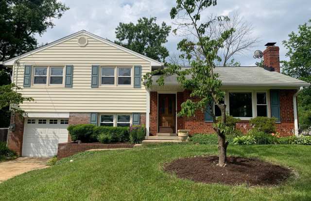 5214 MONTGOMERY STREET - 5214 Montgomery Street, Springfield, VA 22151