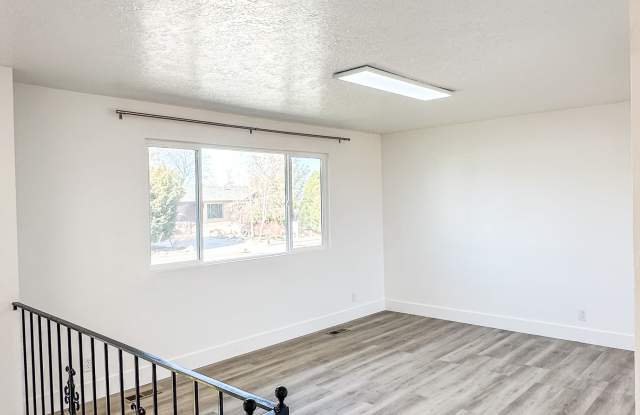 5699 South Copper City Drive