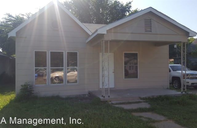 804 S Seneca Ave - 804 Southeast Seneca Avenue, Bartlesville, OK 74003