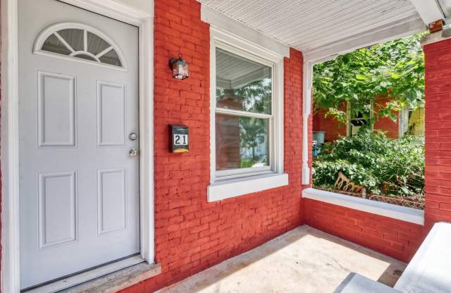 Fully Renovated 3 Bedroom, 1 Bathroom Townhouse